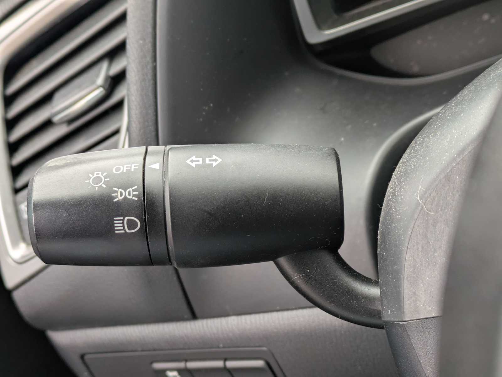 Thumbnail: 2018 Mazda Mazda3 - 23