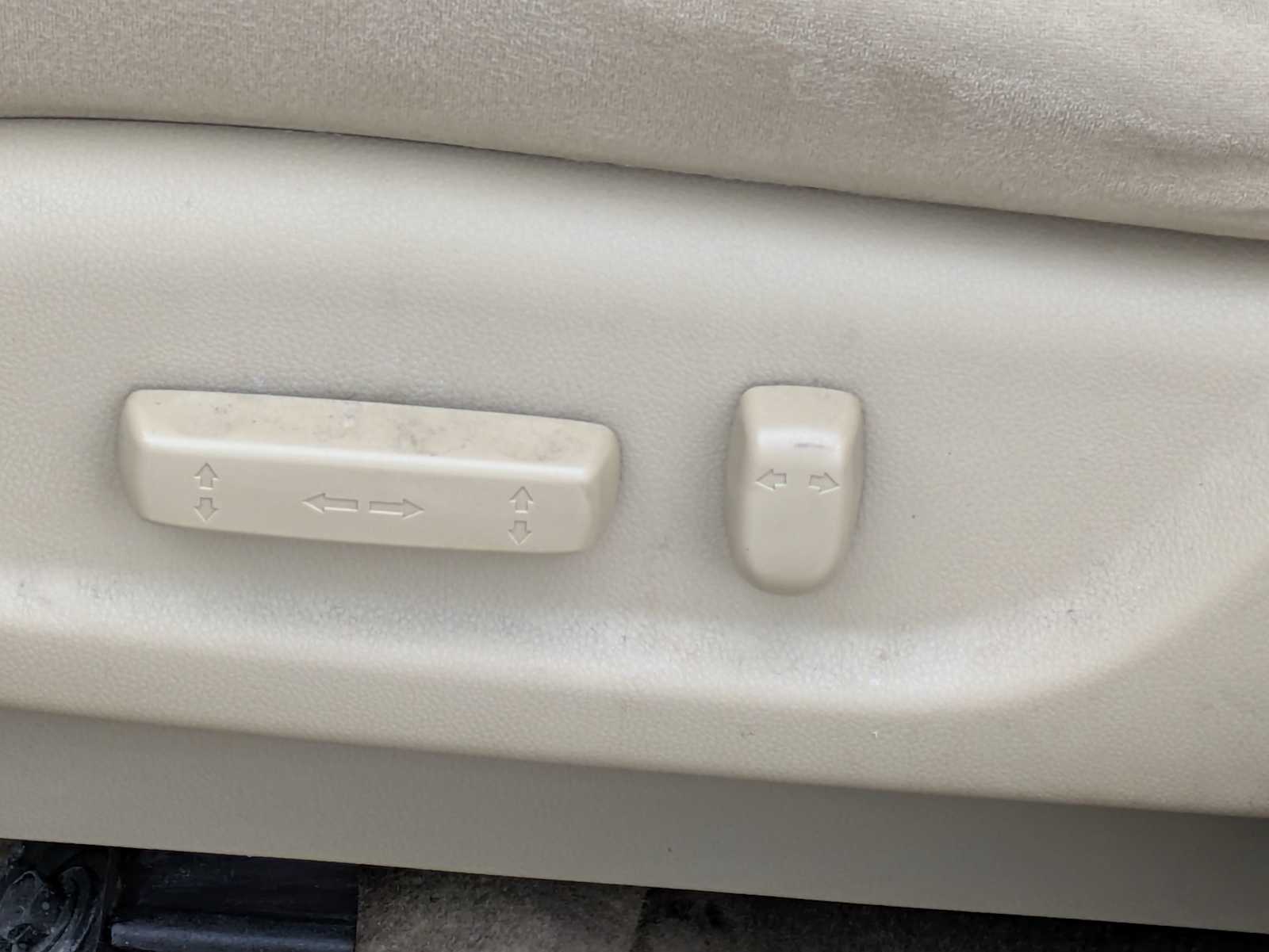 Thumbnail: 2011 Honda Accord - 16