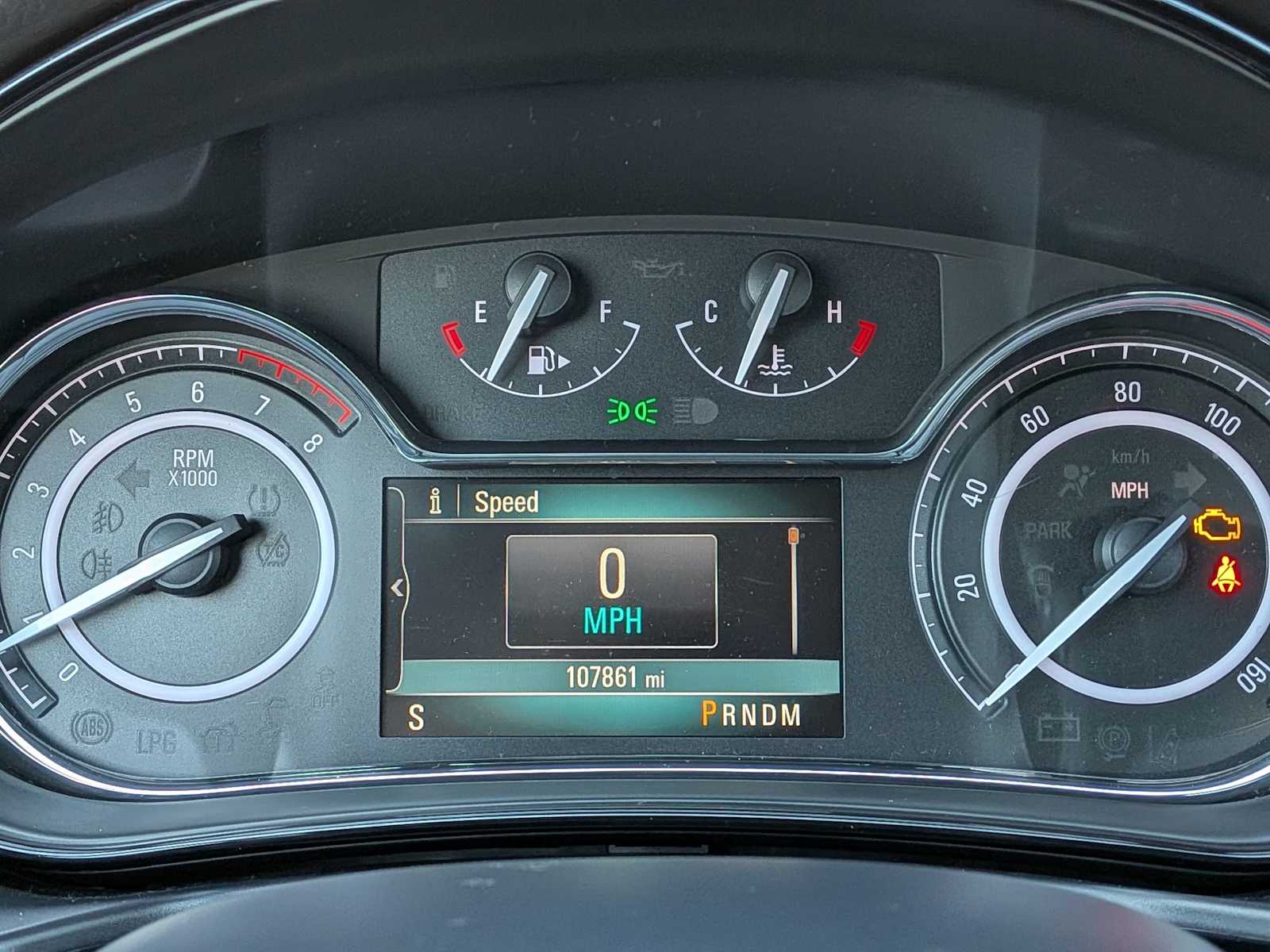 Thumbnail: 2016 Buick Regal - 32