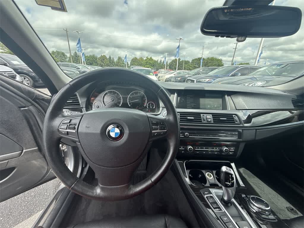 Thumbnail: 2014 BMW 5 Series - 14