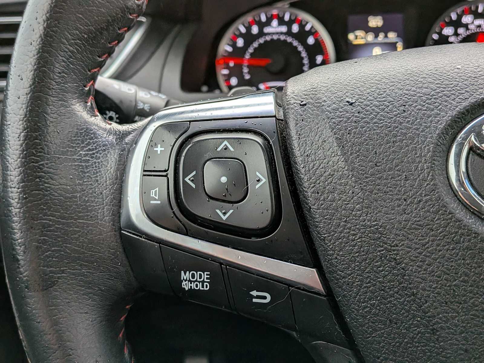 Thumbnail: 2015 Toyota Camry - 24