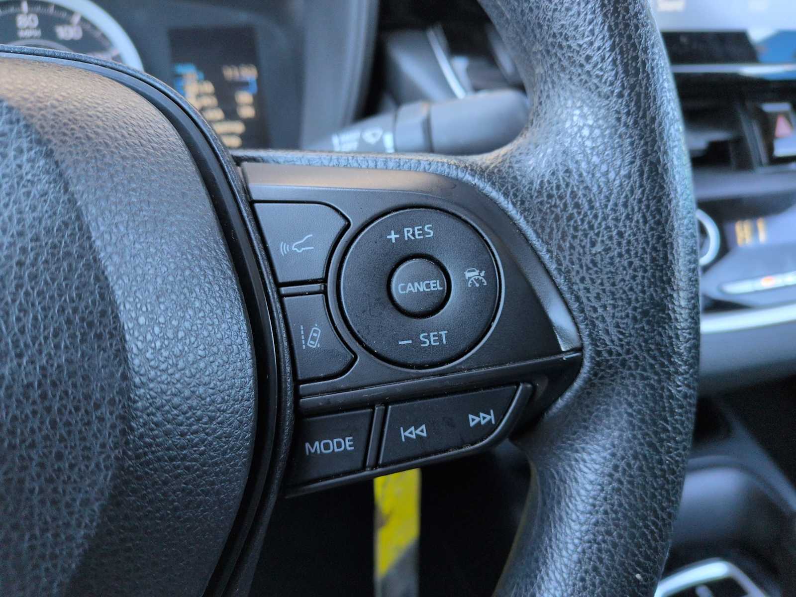 Thumbnail: 2022 Toyota Corolla - 22