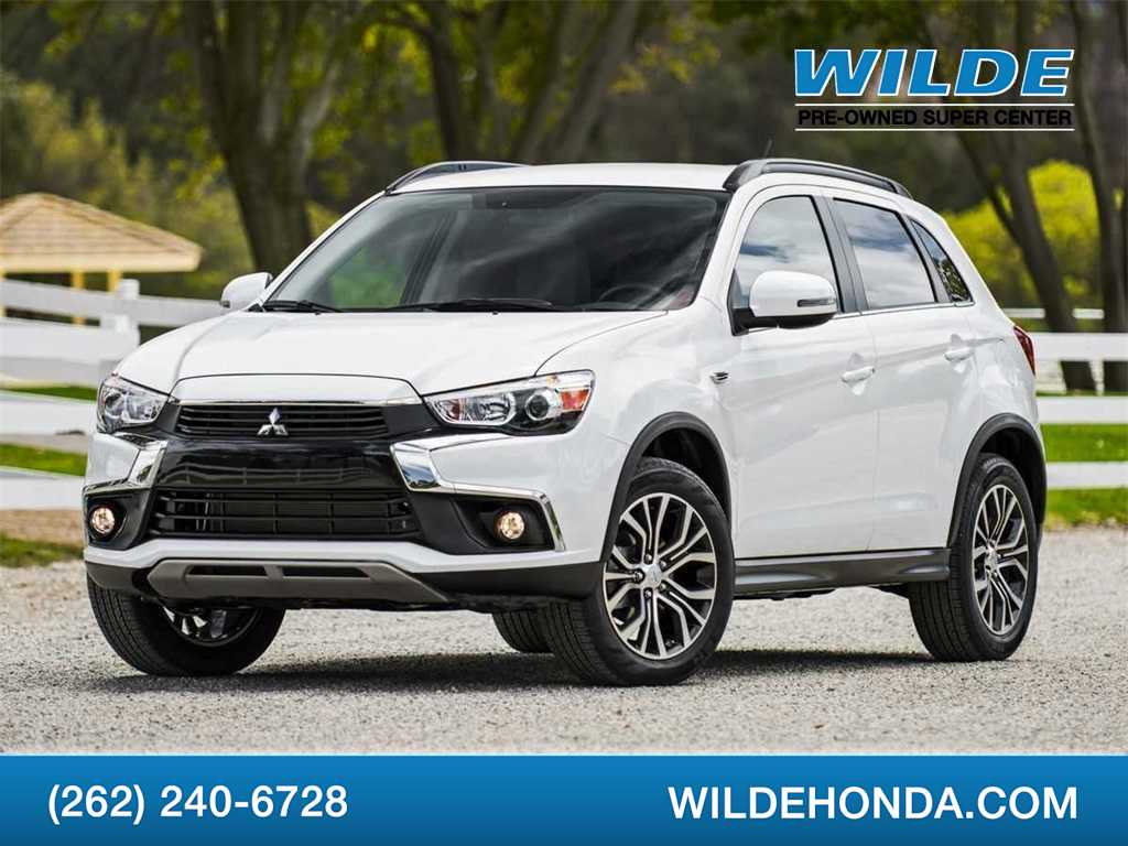2017 Mitsubishi Outlander Sport SE -
                  Waukesha, WI