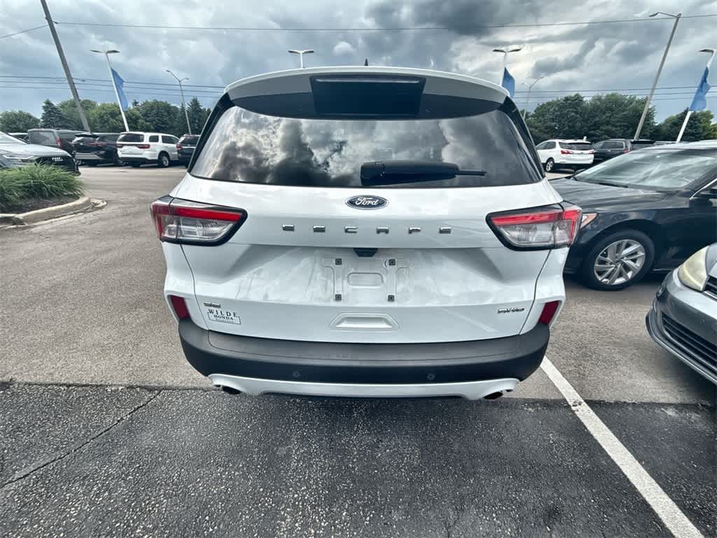 Thumbnail: 2021 Ford Escape - 10