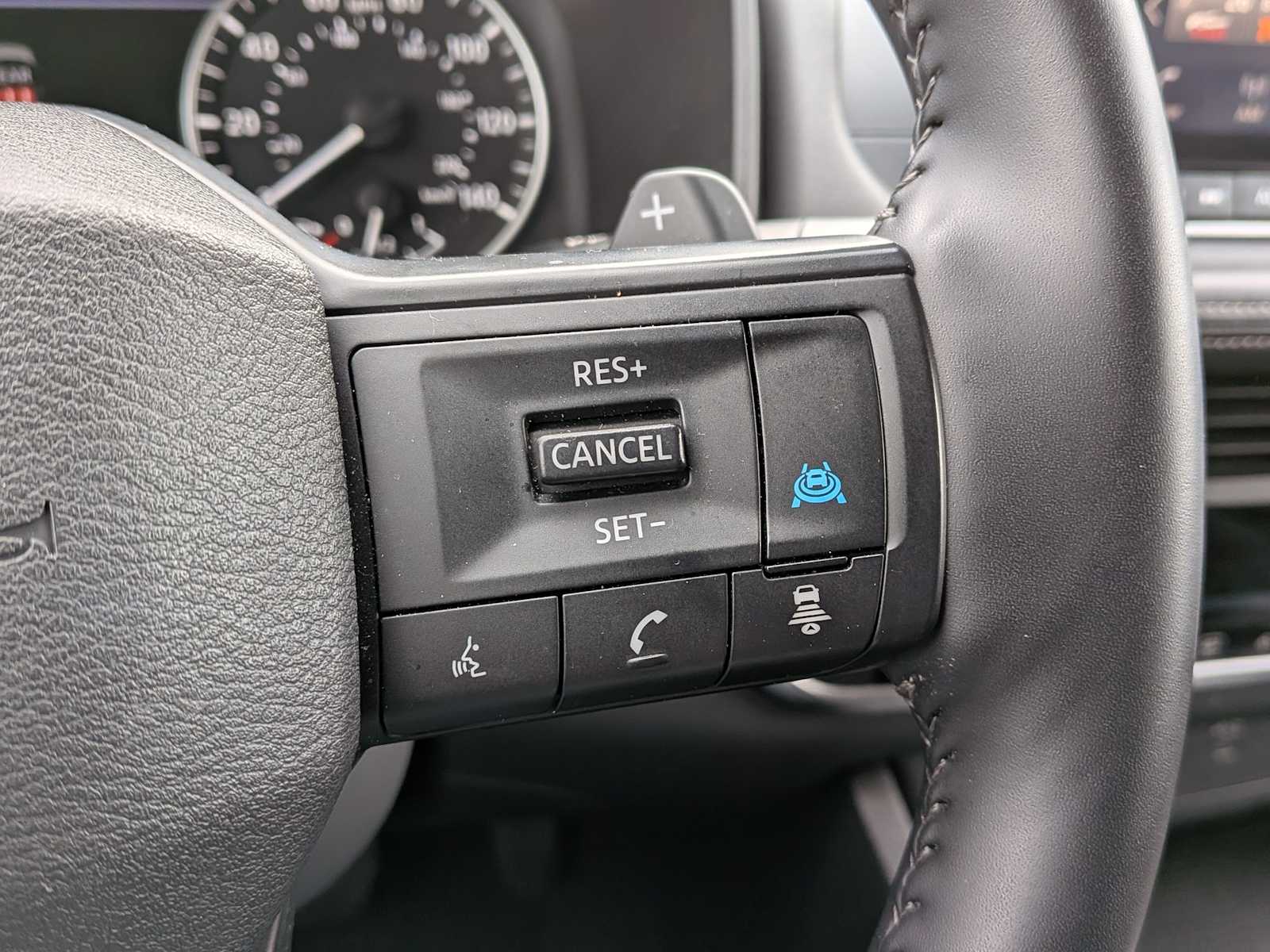 Thumbnail: 2025 Nissan Rogue - 25