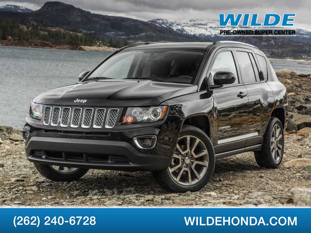 2017 Jeep Compass Latitude -
                  Waukesha, WI