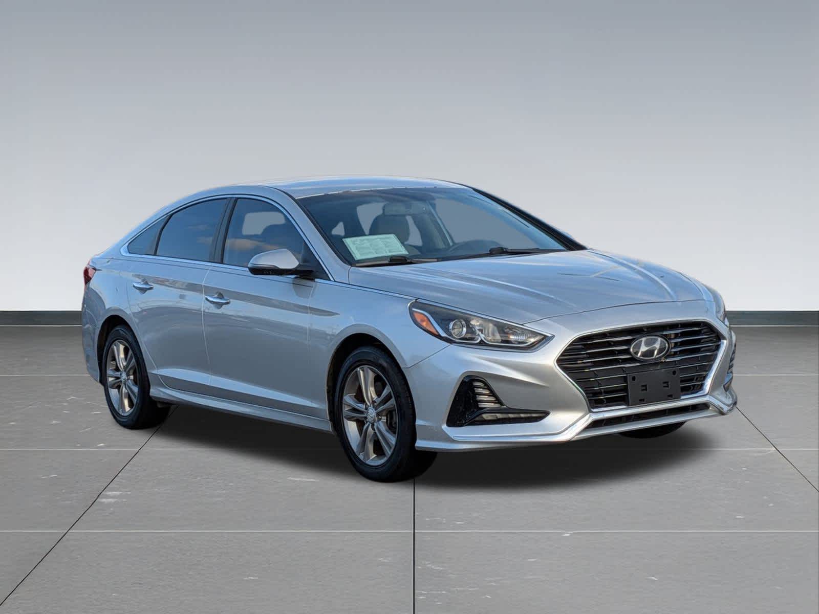 Thumbnail: 2018 Hyundai Sonata - 8