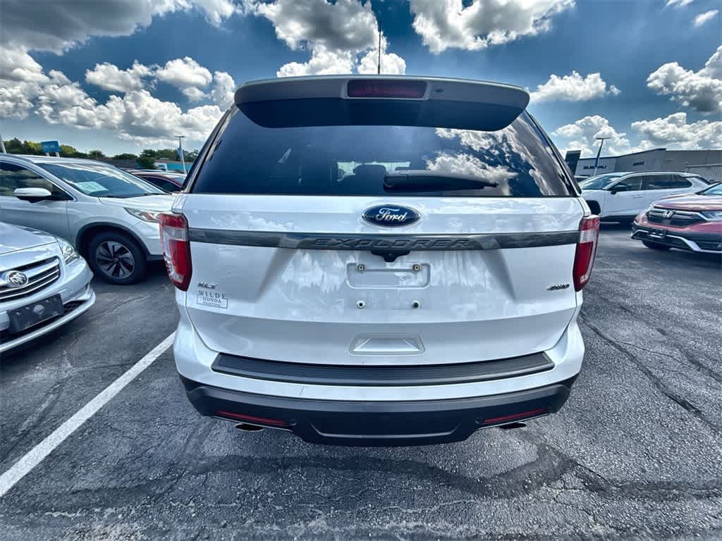 Thumbnail: 2018 Ford Explorer - 11