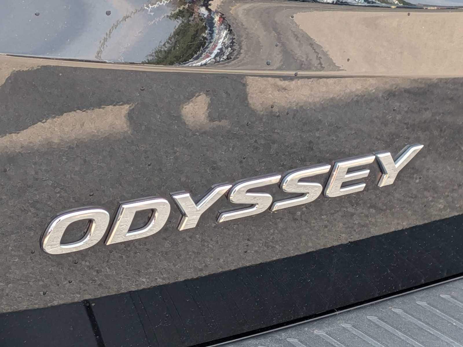 Thumbnail: 2023 Honda Odyssey - 10