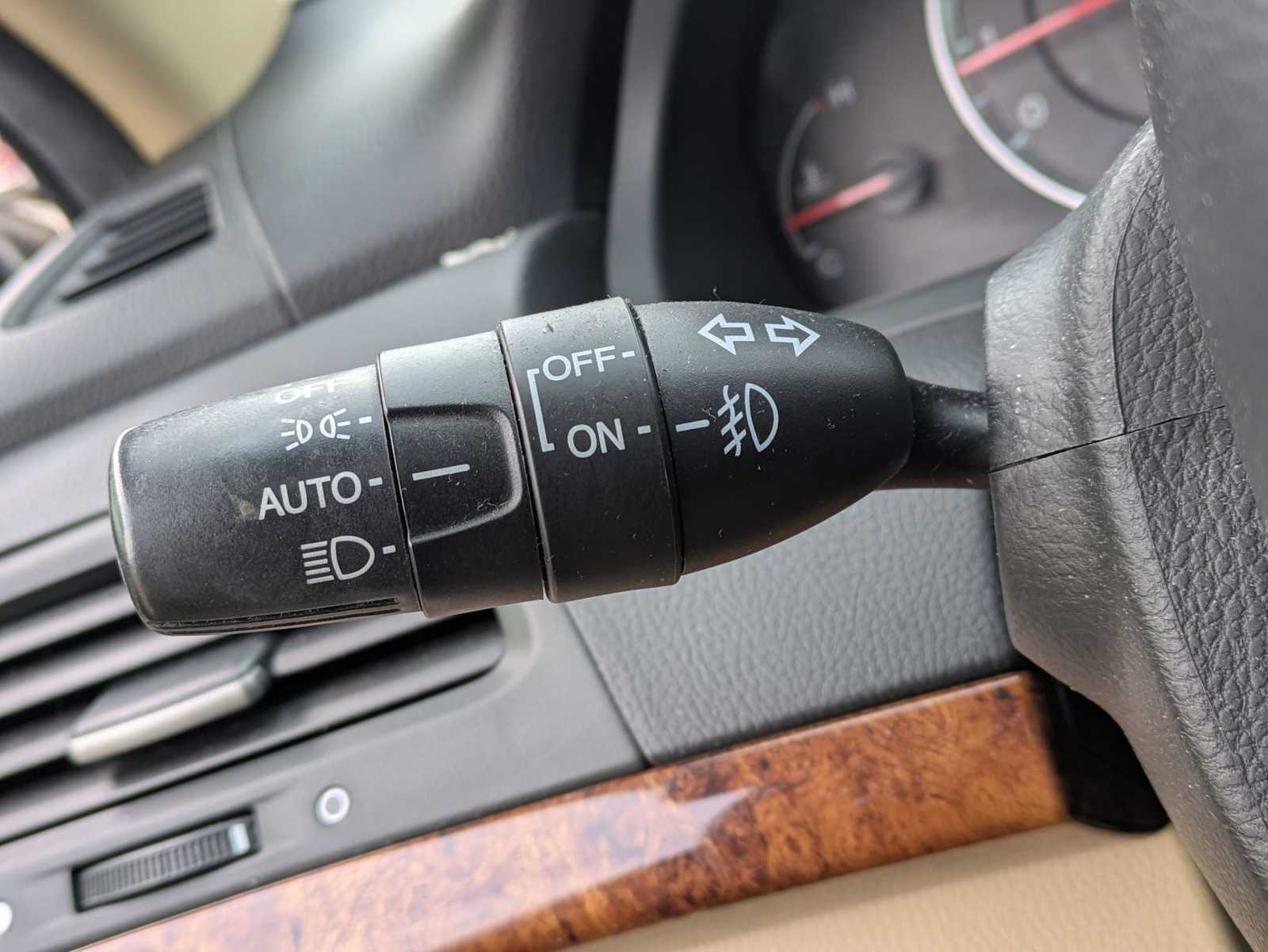 Thumbnail: 2012 Honda Accord - 26