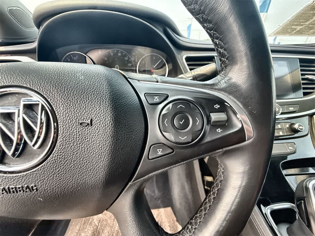 2019 Buick LaCrosse Essence 24