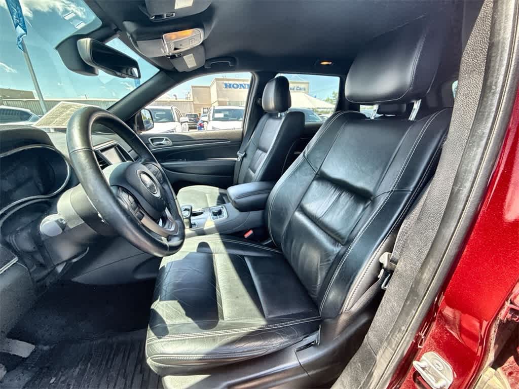 Thumbnail: 2015 Jeep Grand Cherokee - 15