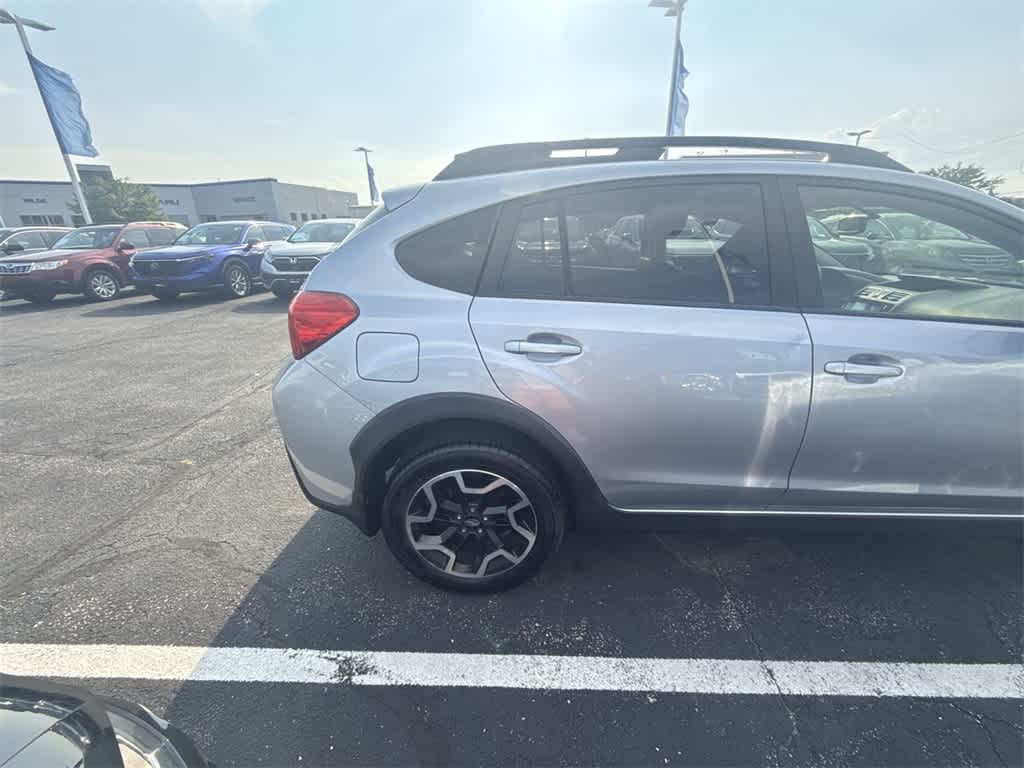 Thumbnail: 2016 Subaru Crosstrek - 6