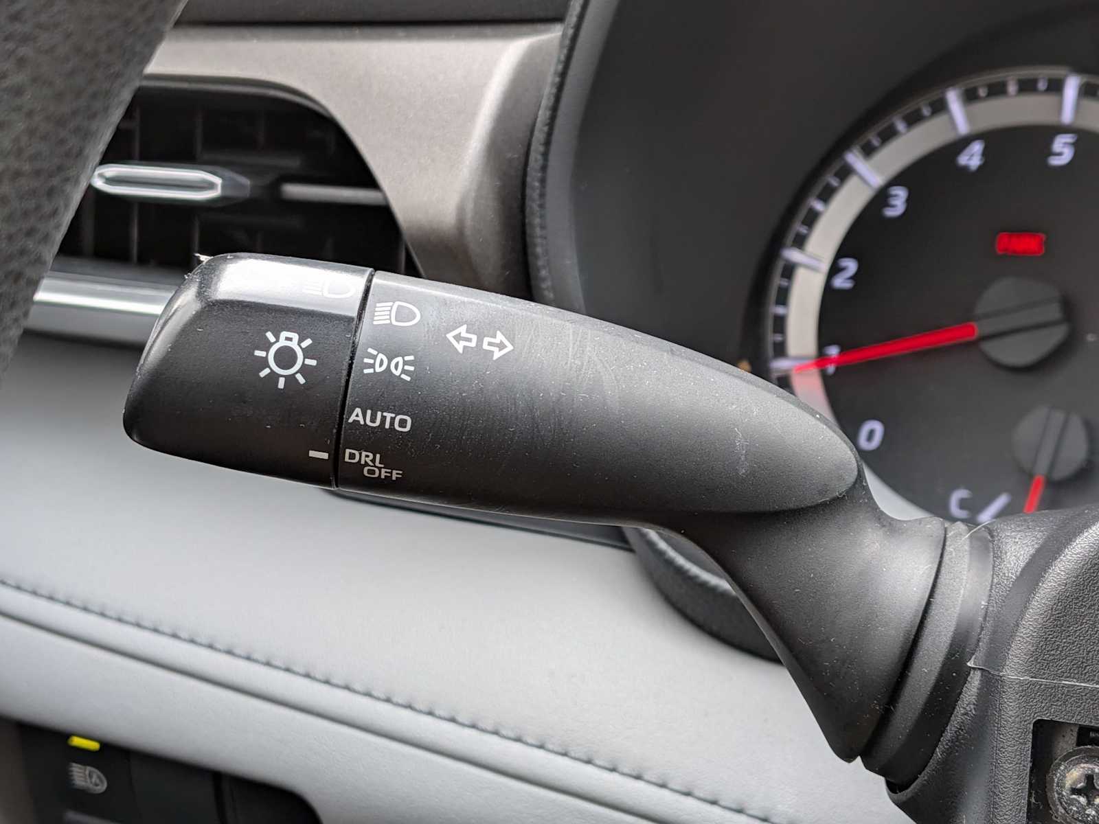 Thumbnail: 2022 Toyota Highlander - 25