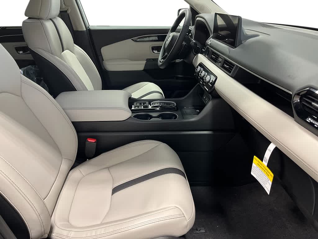 Thumbnail: 2026 Honda Pilot - 27