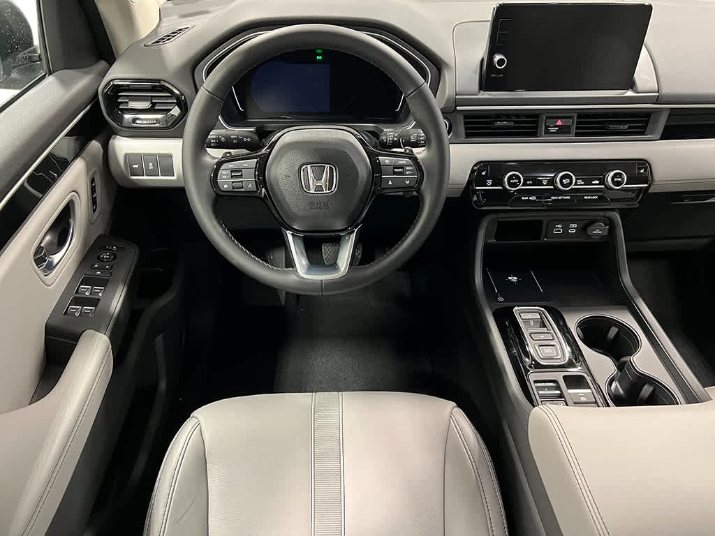 Thumbnail: 2025 Honda Pilot - 11