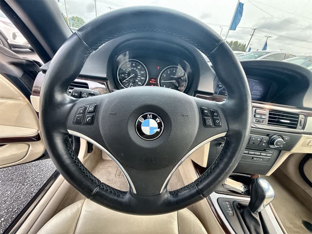 2012 BMW 3 Series 328i 22