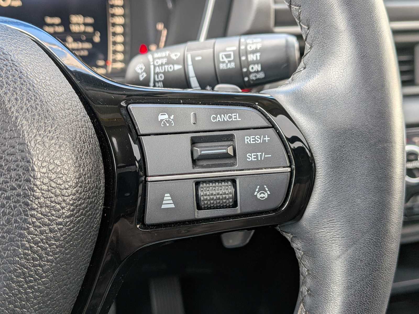 Thumbnail: 2023 Honda Pilot - 26