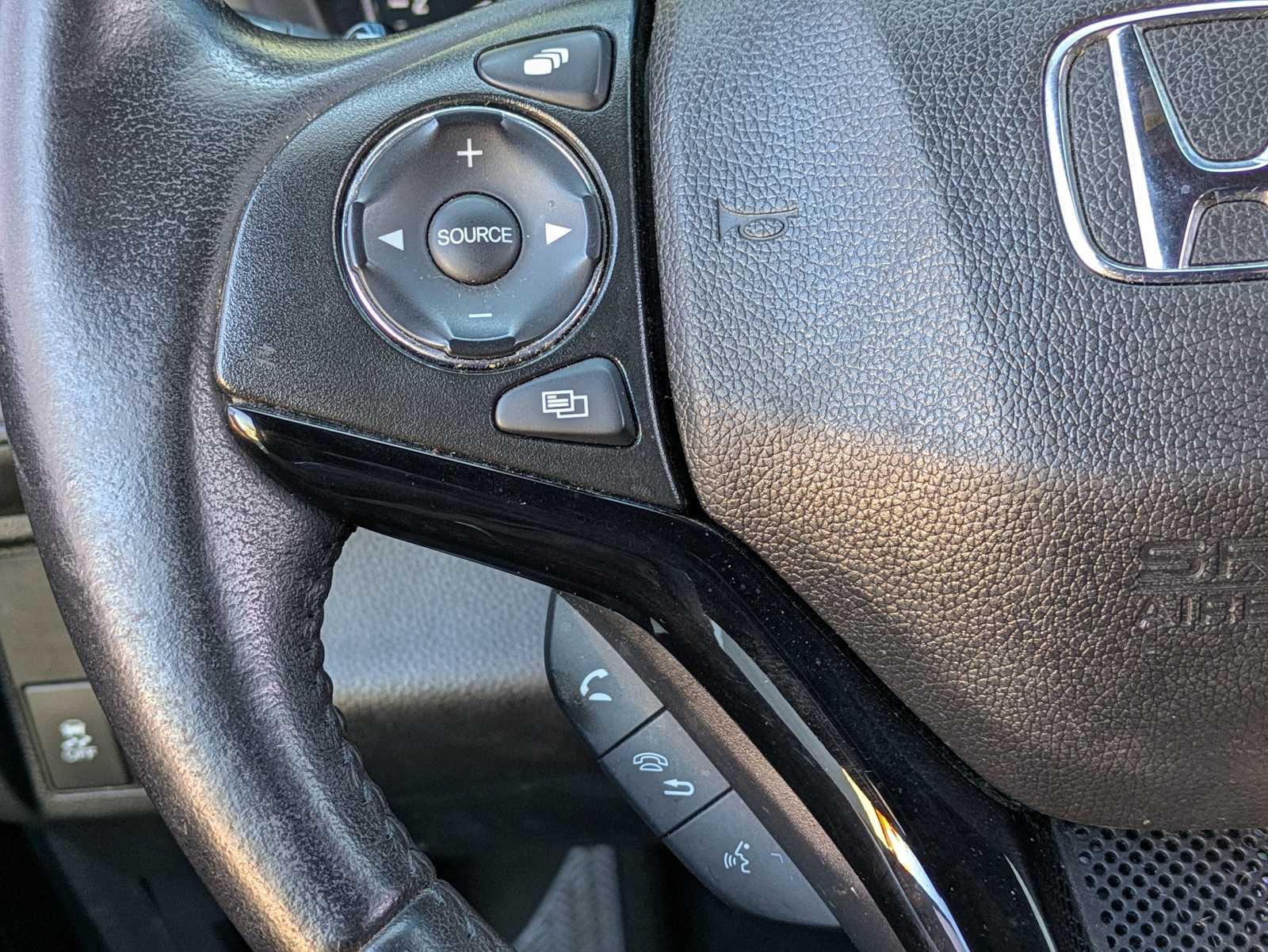 Thumbnail: 2019 Honda HR-V - 20