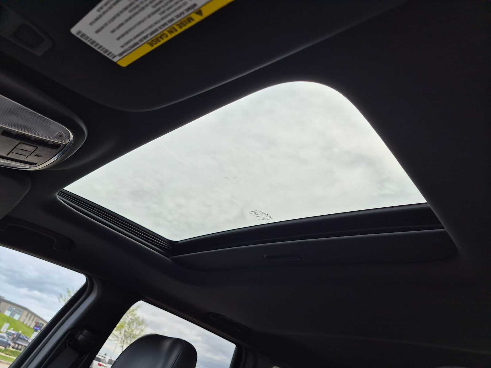 Thumbnail: 2014 Jeep Grand Cherokee - 17