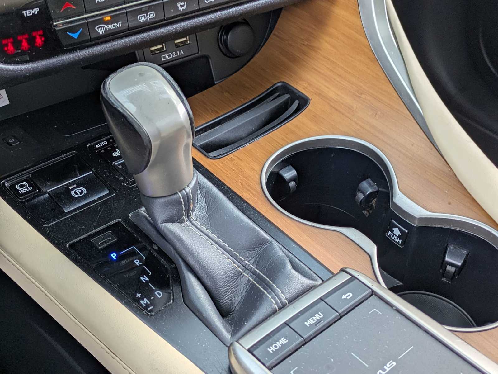 Thumbnail: 2021 Lexus RX - 32