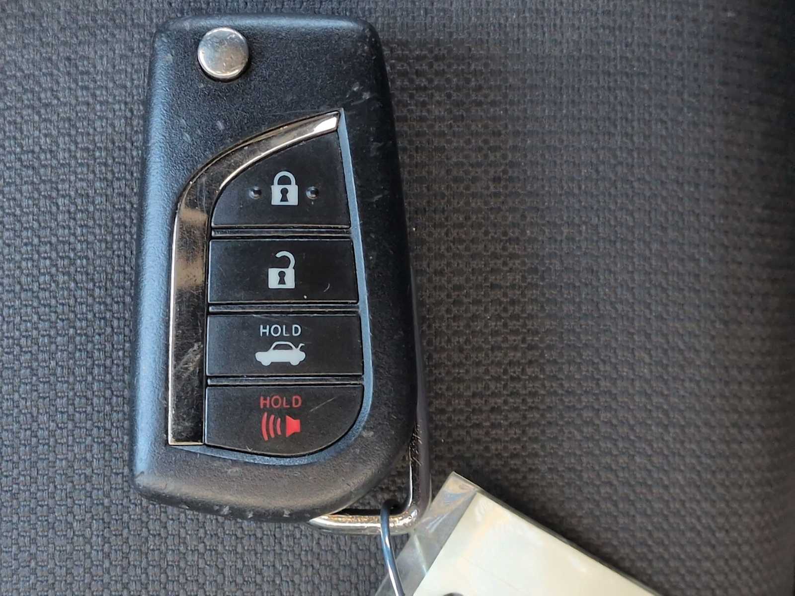 Thumbnail: 2023 Toyota Corolla - 31