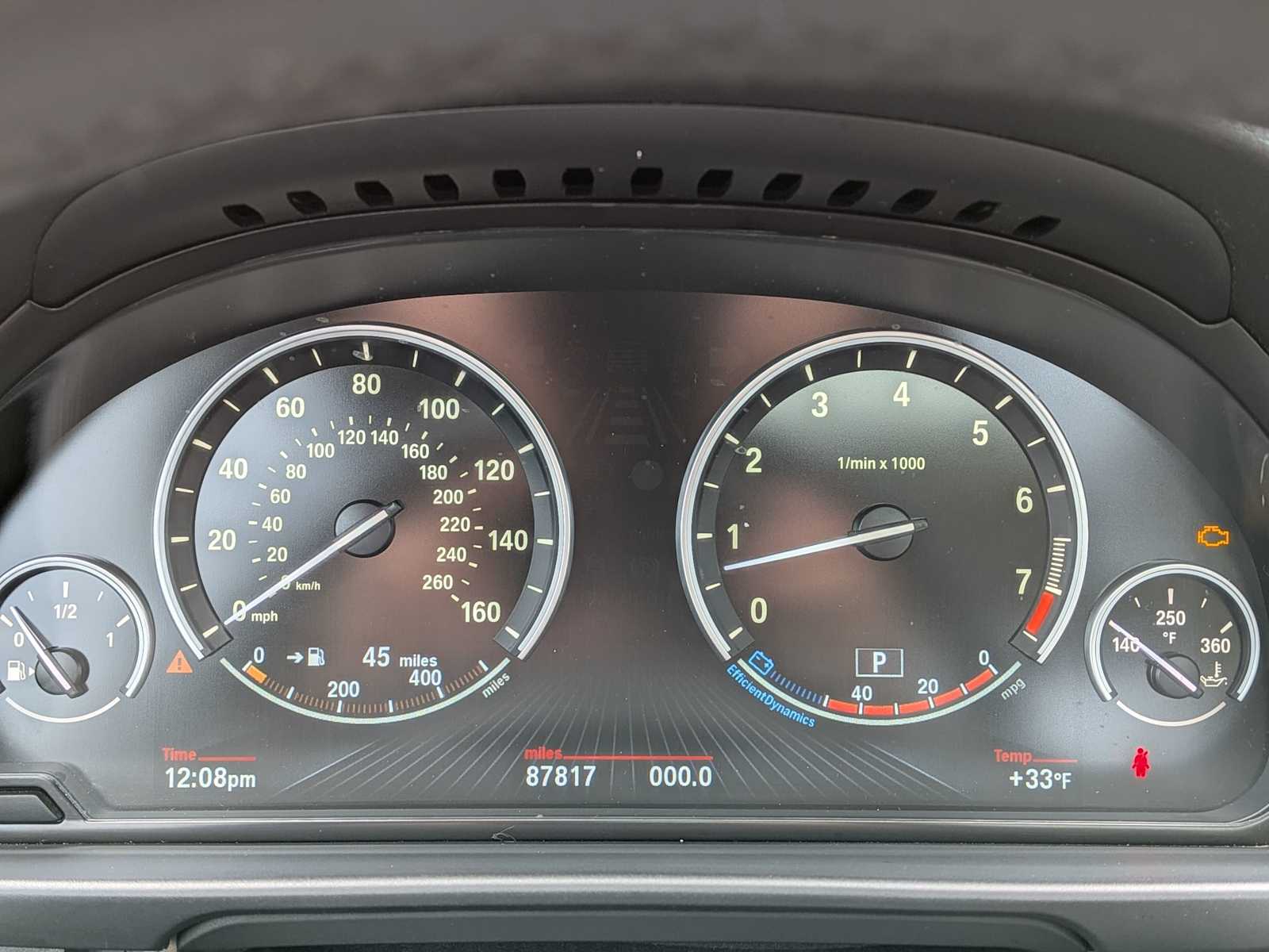 Thumbnail: 2013 BMW 5 Series - 30