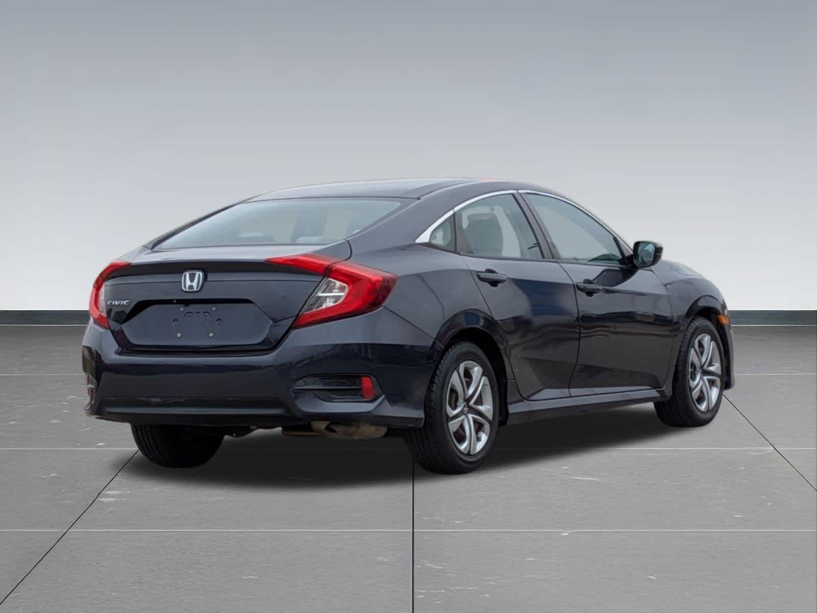 Thumbnail: 2016 Honda Civic - 6