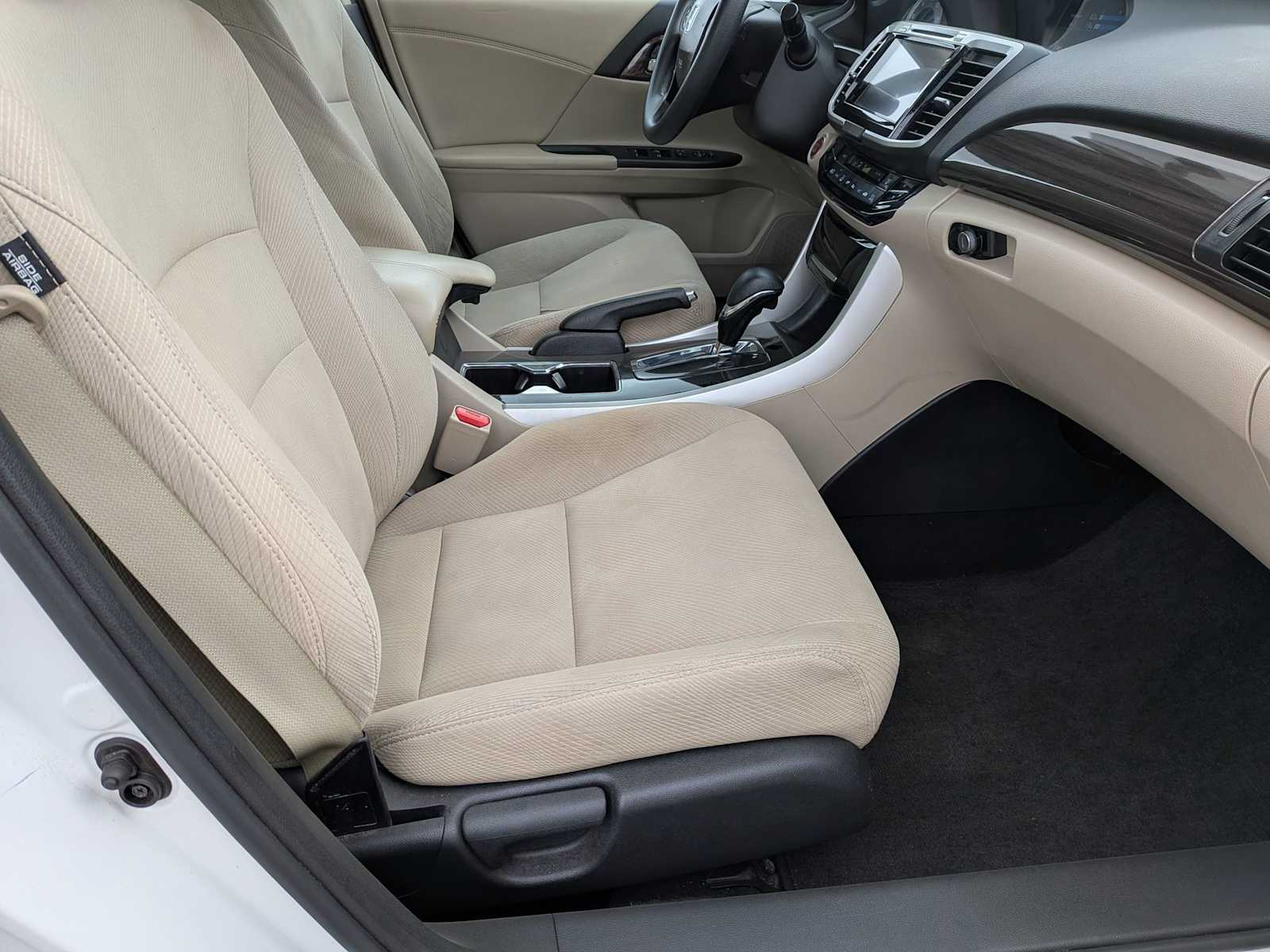 Thumbnail: 2017 Honda Accord - 21
