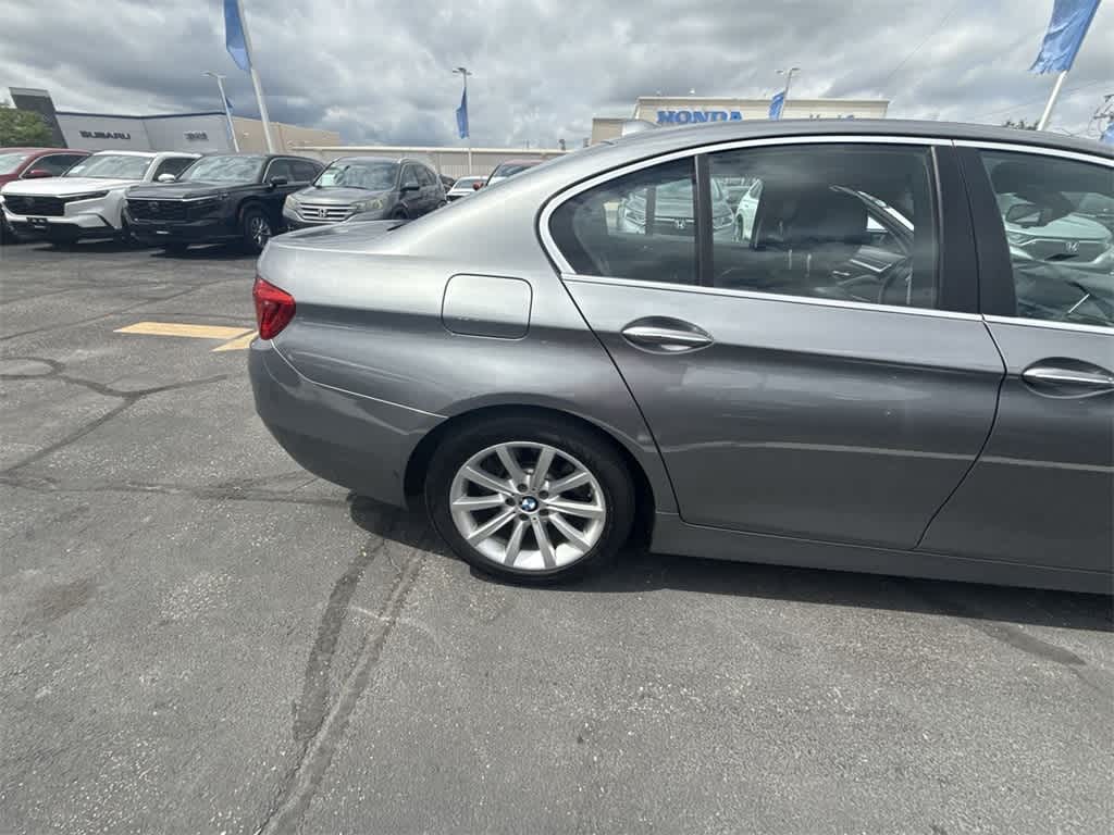 Thumbnail: 2014 BMW 5 Series - 6