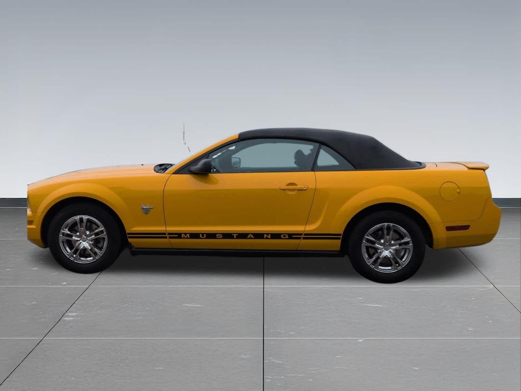 Used 2009 Ford Mustang Convertible