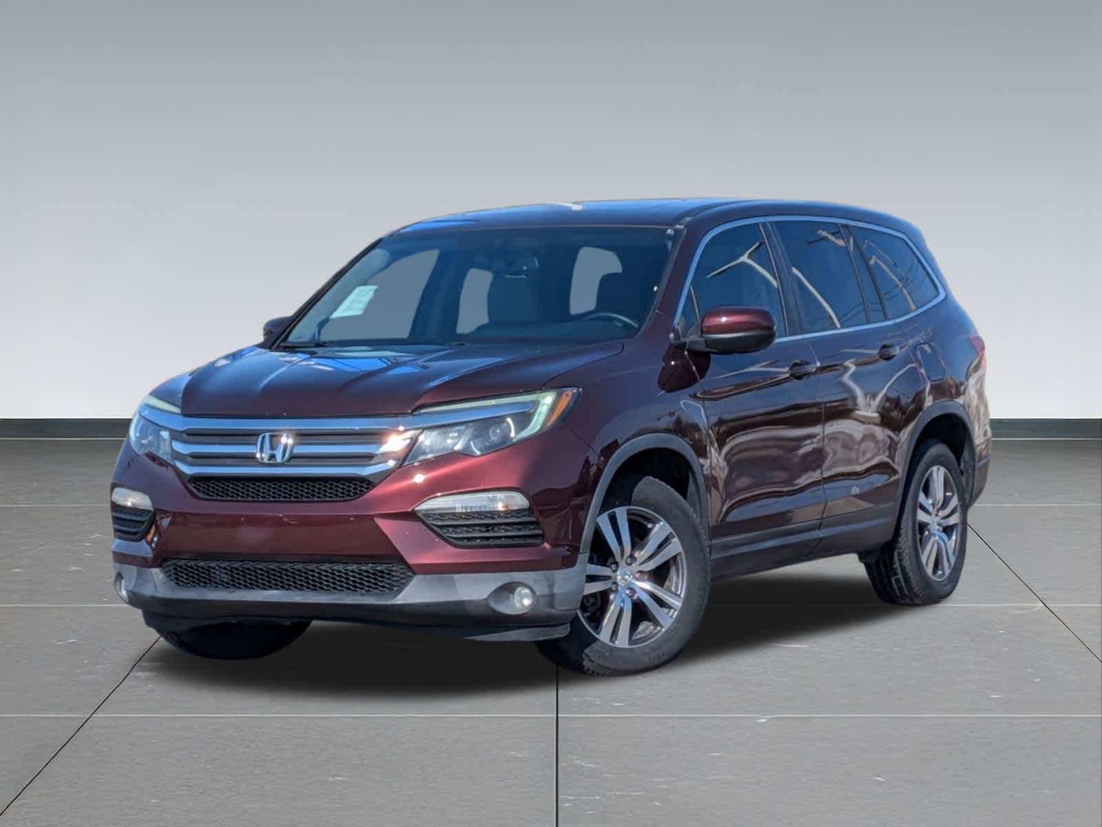 Thumbnail: 2017 Honda Pilot - 10