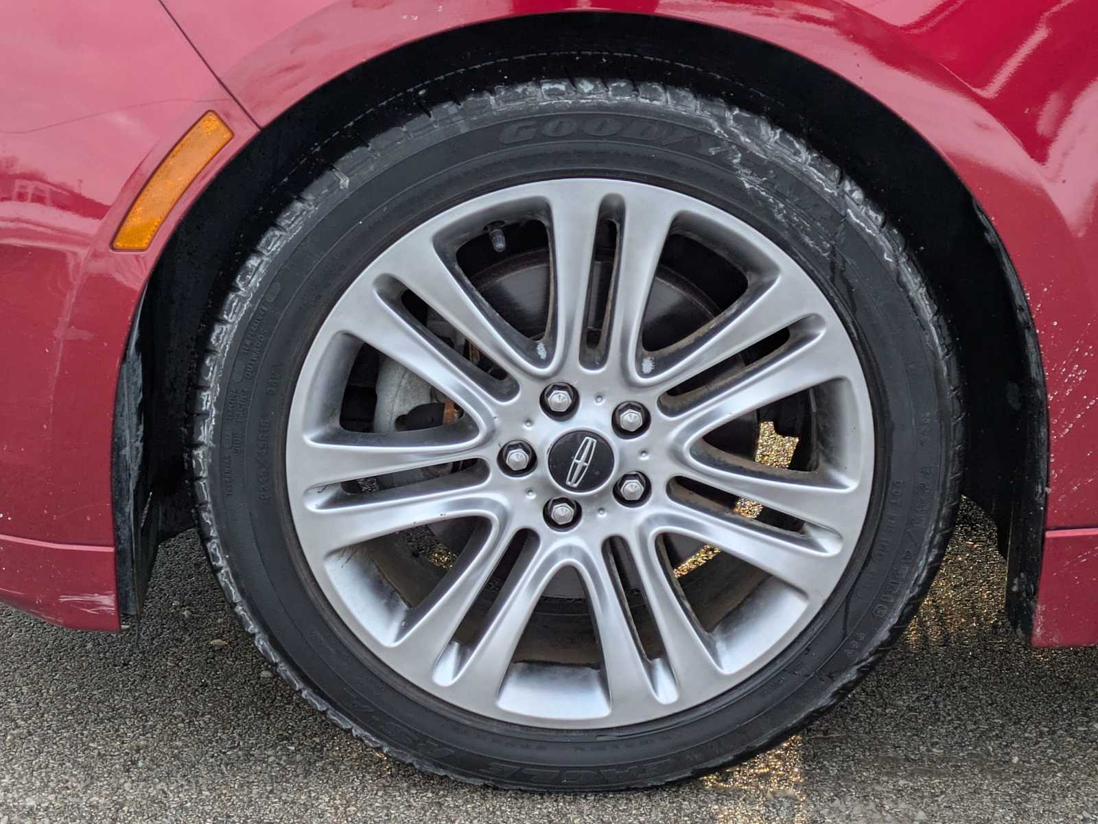 Thumbnail: 2014 Lincoln MKZ - 13