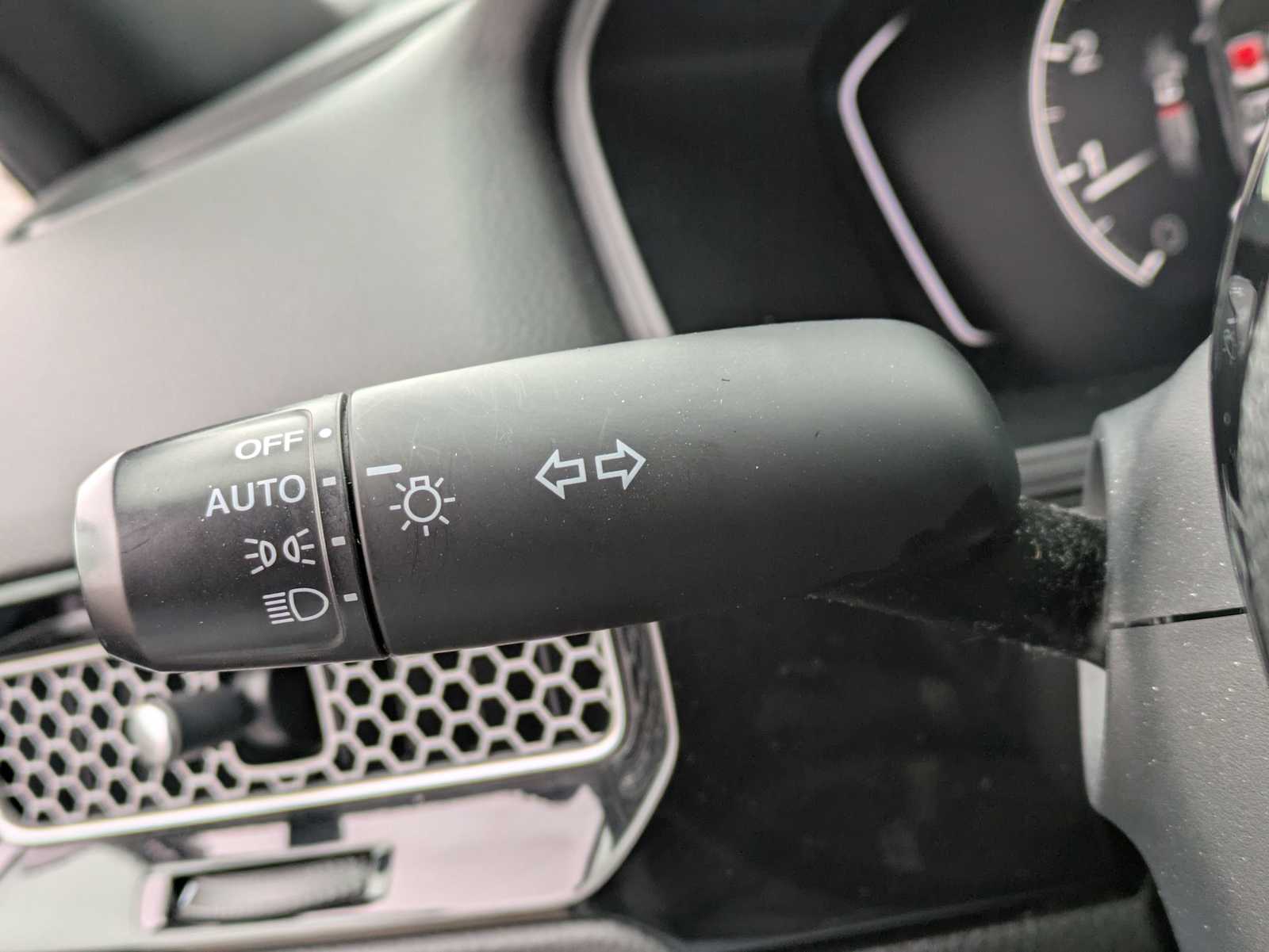 Thumbnail: 2024 Honda Civic - 24