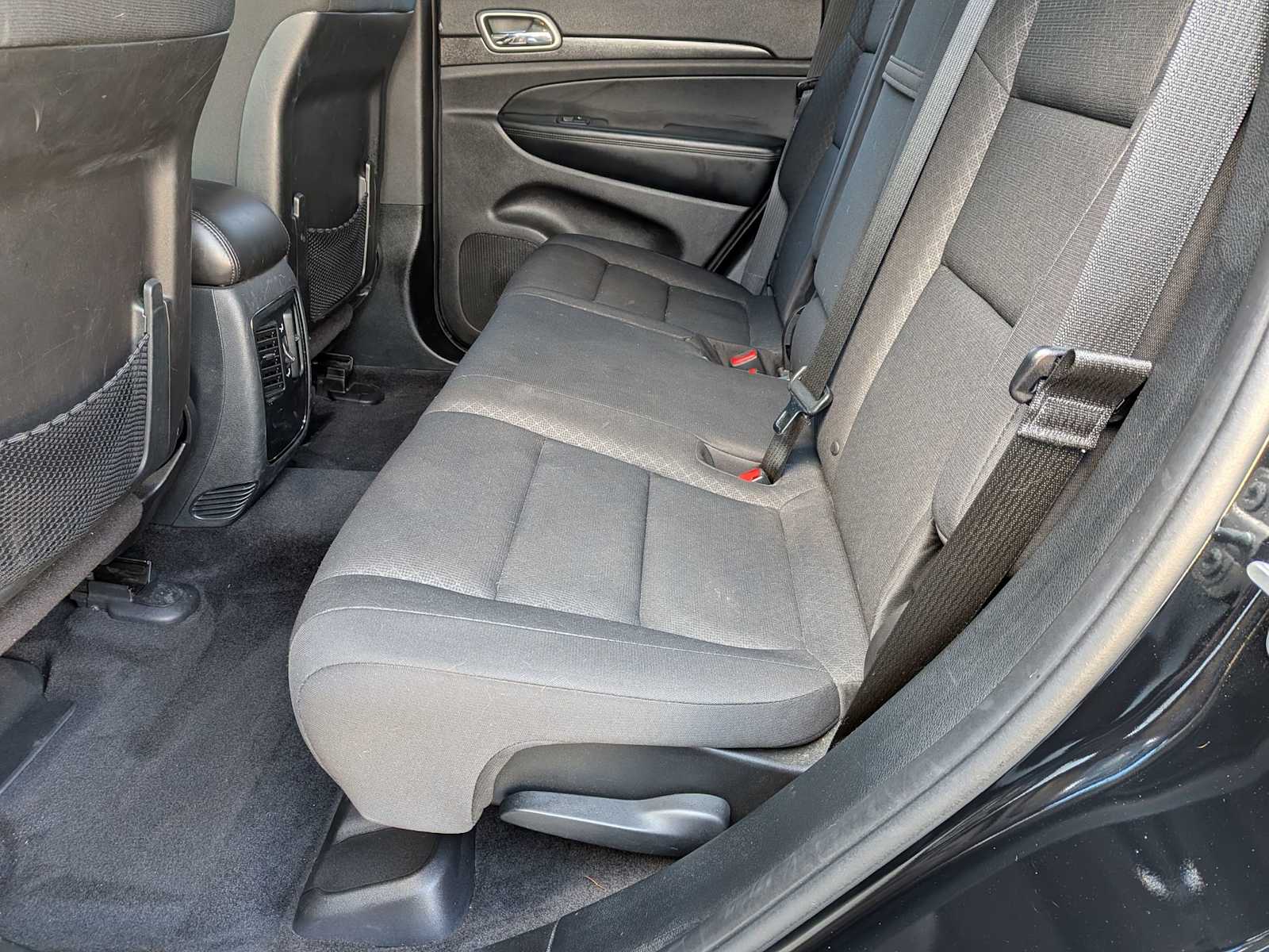 Thumbnail: 2018 Jeep Grand Cherokee - 17