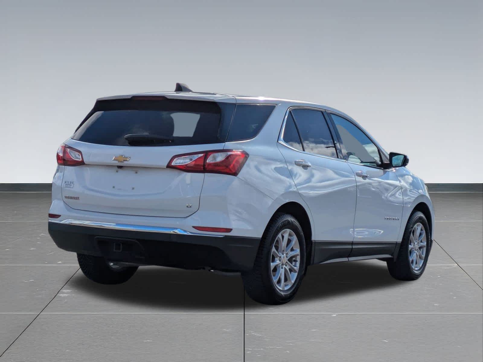 Thumbnail: 2019 Chevrolet Equinox - 6