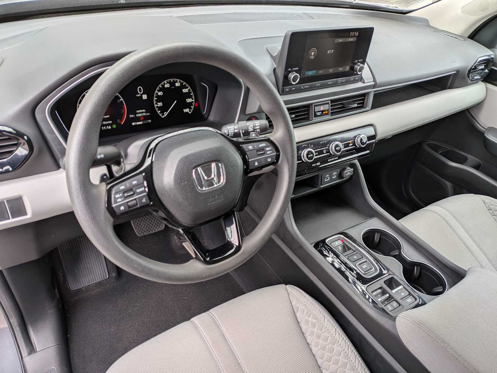 Thumbnail: 2023 Honda Pilot - 14