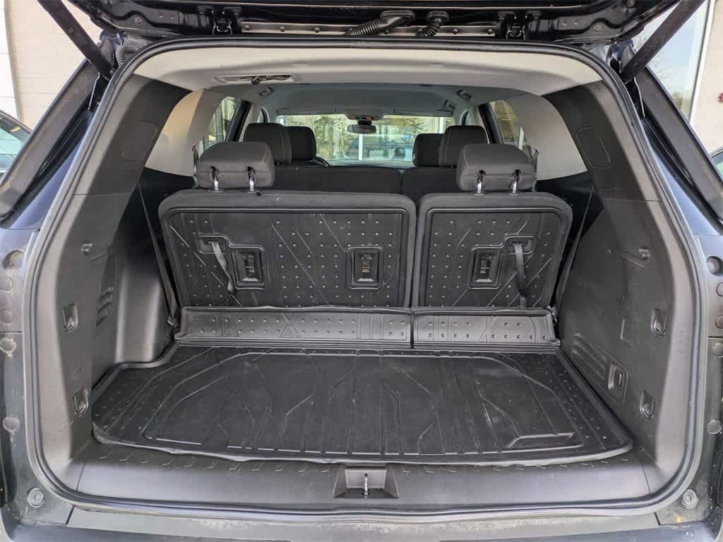 Thumbnail: 2021 Chevrolet Traverse - 30