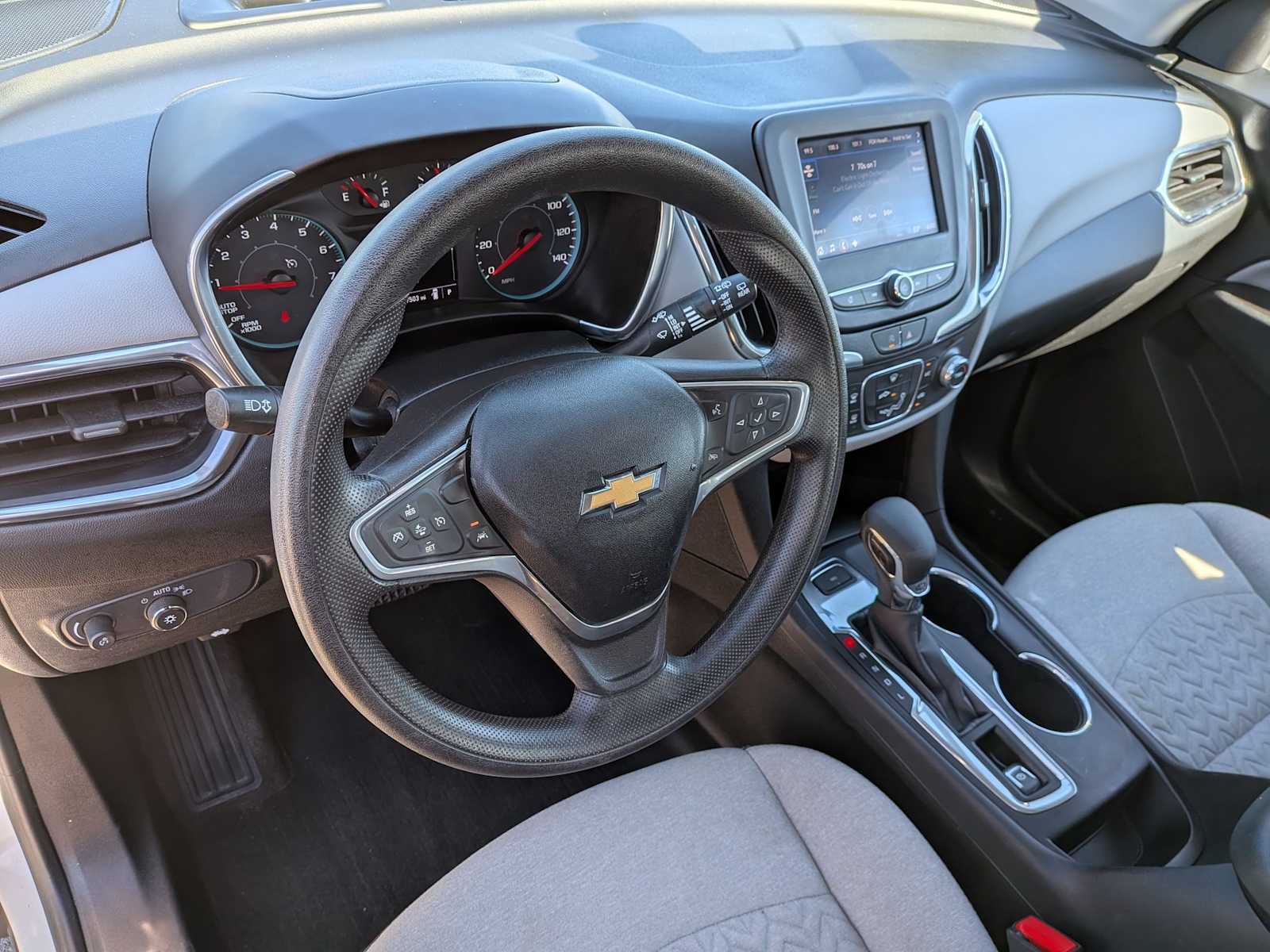 Thumbnail: 2022 Chevrolet Equinox - 12