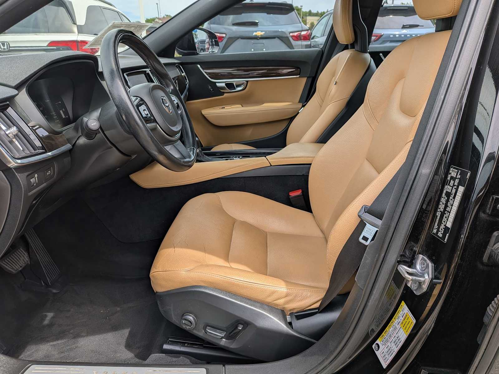 Thumbnail: 2017 Volvo S90 - 15