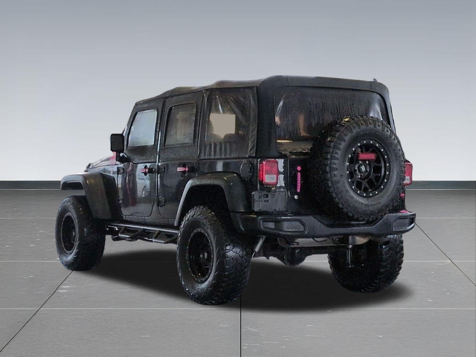 Thumbnail: 2017 Jeep Wrangler - 4