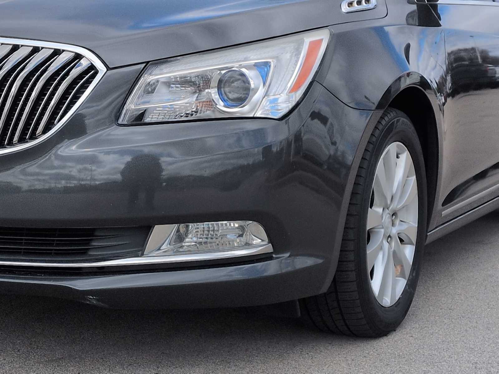 Thumbnail: 2016 Buick LaCrosse - 11