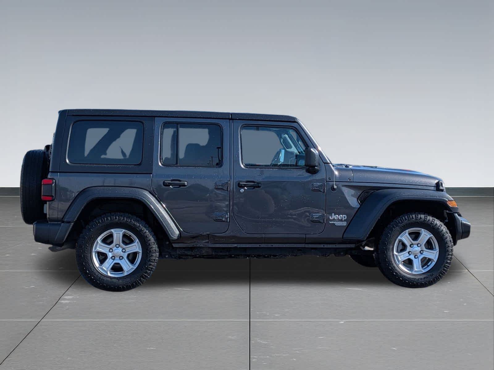 Thumbnail: 2019 Jeep Wrangler - 6