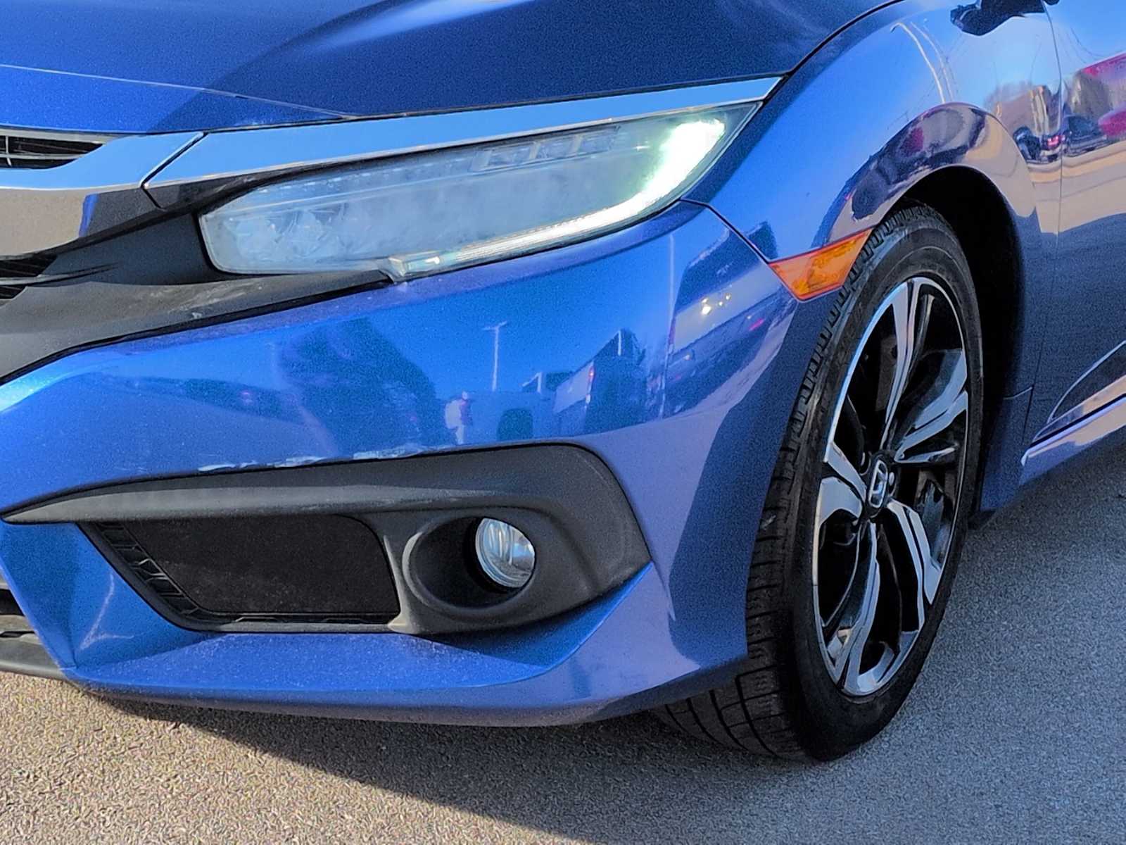 Thumbnail: 2017 Honda Civic - 10