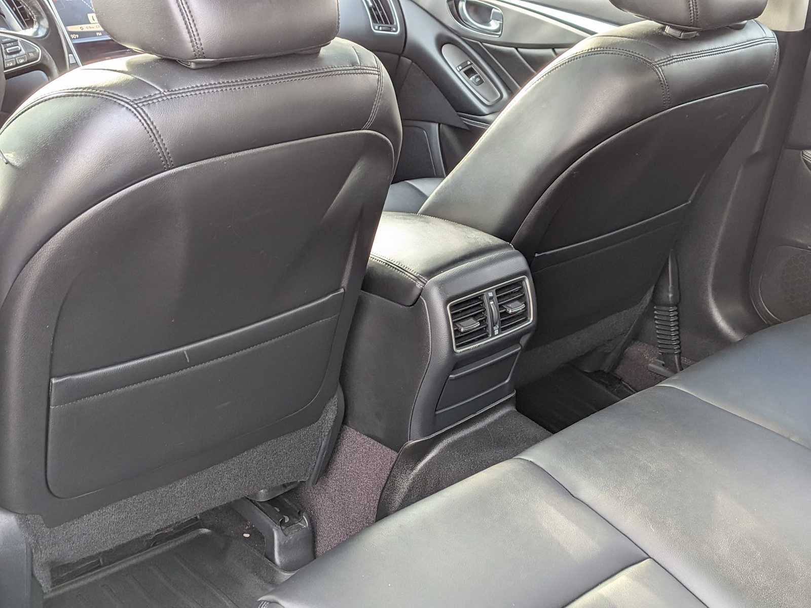 Thumbnail: 2017 INFINITI Q50 - 18