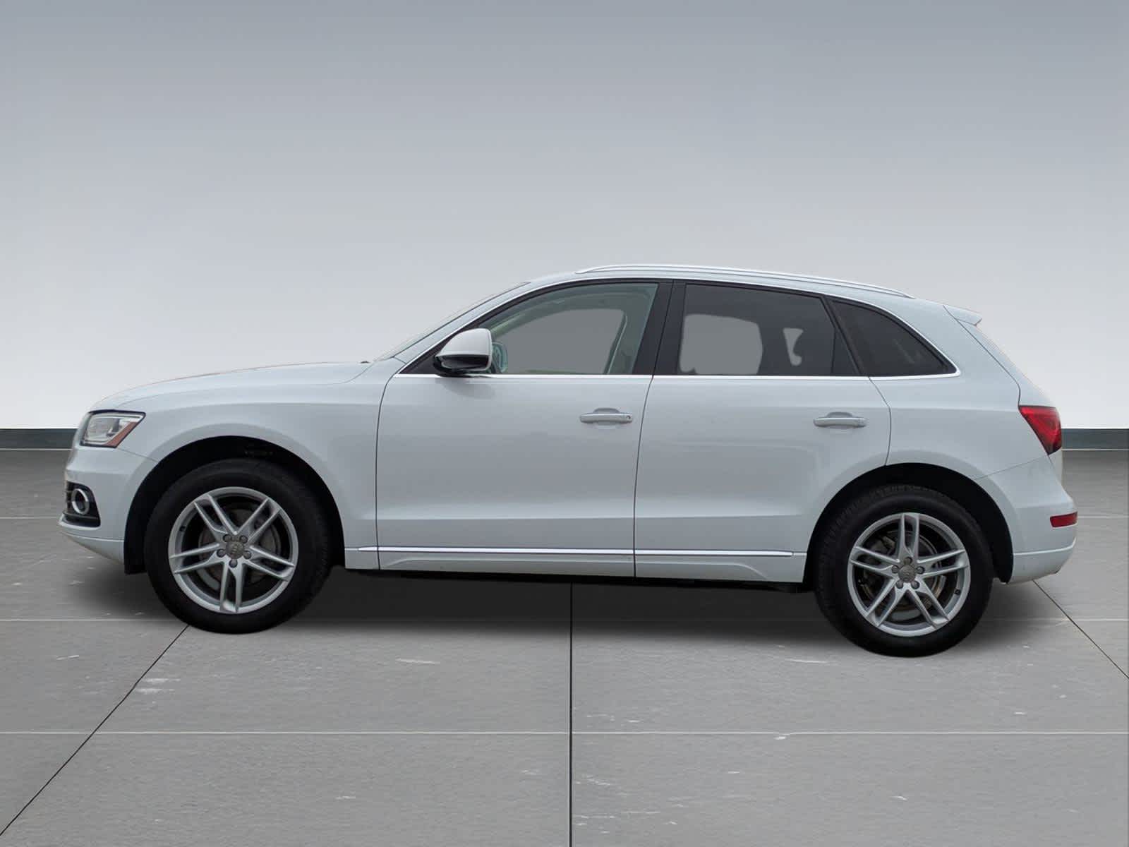 Thumbnail: 2017 Audi Q5 - 3