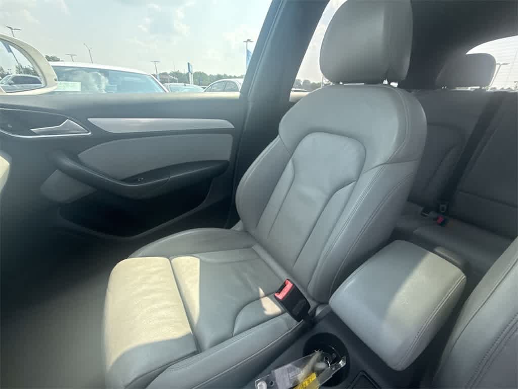 Thumbnail: 2018 Audi Q3 - 21