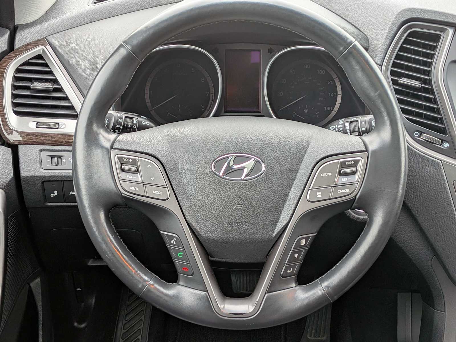 Thumbnail: 2017 Hyundai Santa Fe - 21