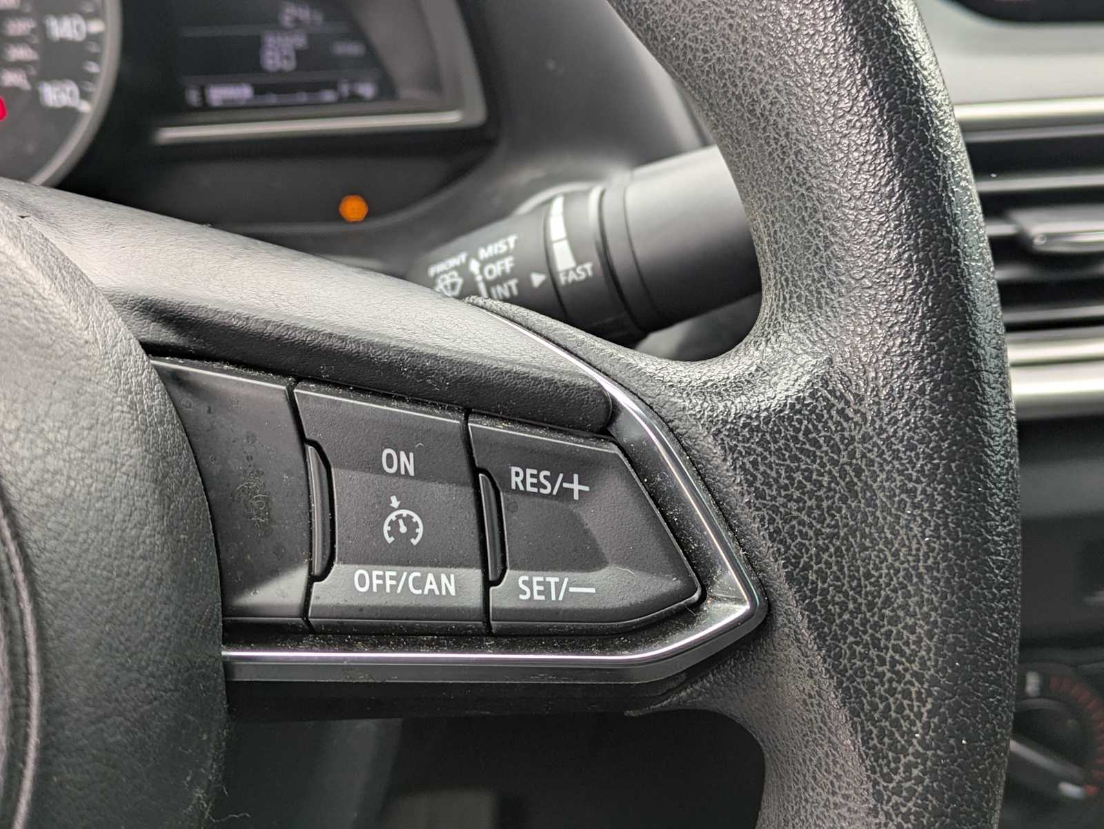 Thumbnail: 2018 Mazda Mazda3 - 21