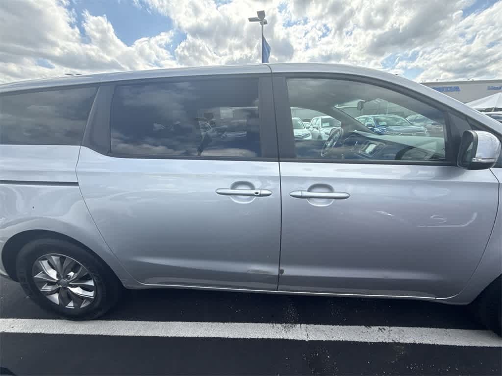 Thumbnail: 2021 Kia Sedona - 7